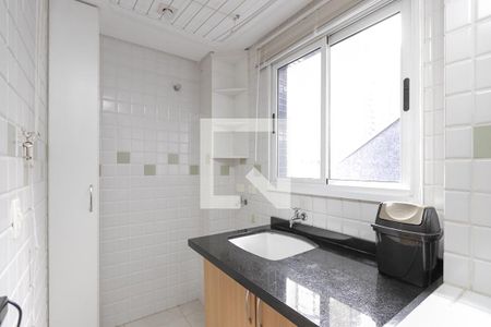 Apartamento para alugar com 34m², 1 quarto e sem vaga Apartamento para alugar com 34m², 1 quarto e sem vagaCozinha - Armários