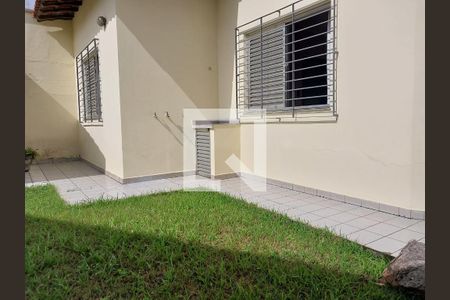 Casa à venda com 200m², 3 quartos e 4 vagasQuintal