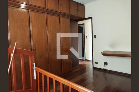 Casa à venda com 200m², 3 quartos e 4 vagasSuíte