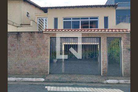 Casa à venda com 200m², 3 quartos e 4 vagasFachada