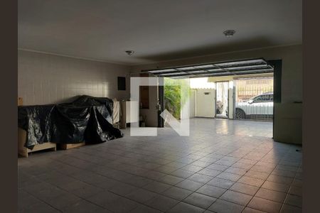 Casa à venda com 200m², 3 quartos e 4 vagasGaragem