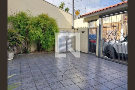 Casa à venda com 200m², 3 quartos e 4 vagasGaragem
