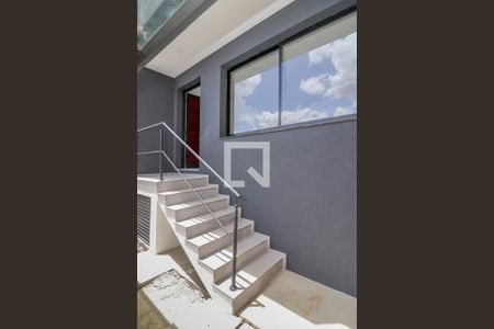 Casa à venda com 210m², 3 quartos e 4 vagasFachada