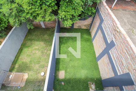 Casa à venda com 210m², 3 quartos e 4 vagasVista Terraço fundos