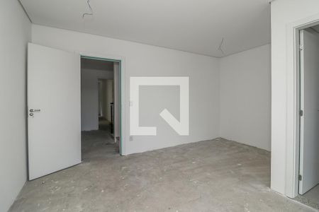 Quarto Suíte de casa à venda com 3 quartos, 210m² em Chácara das Pedras, Porto Alegre