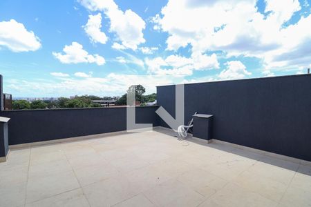 Casa à venda com 210m², 3 quartos e 4 vagasTerraço frente