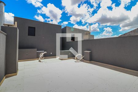 Casa à venda com 210m², 3 quartos e 4 vagasTerraço fundos