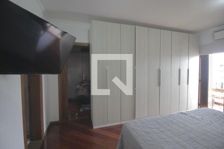 Casa para alugar com 575m², 5 quartos e 4 vagasSuíte