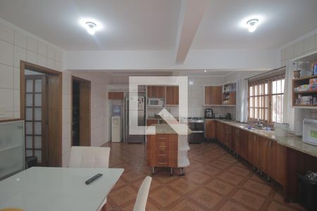 Casa para alugar com 575m², 5 quartos e 4 vagasCozinha