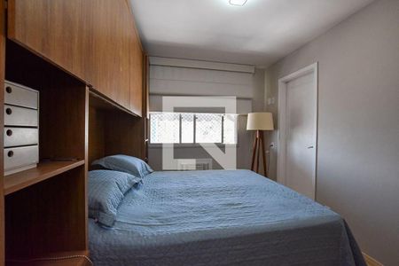 Apartamento à venda com 180m², 3 quartos e 2 vagas Apartamento à venda com 180m², 3 quartos e 2 vagasSuíte 1