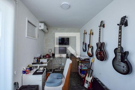 Sala 2 de apartamento à venda com 3 quartos, 180m² em Icaraí, Niterói