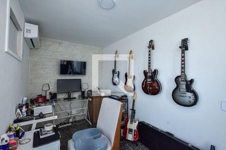 Sala 2 de apartamento à venda com 3 quartos, 180m² em Icaraí, Niterói