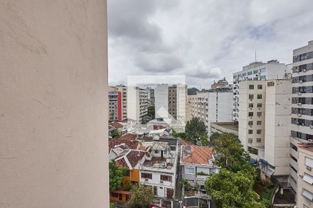 Sala Vista de apartamento à venda com 2 quartos, 60m² em Tijuca, Rio de Janeiro