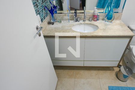 Apartamento à venda com 192m², 3 quartos e 3 vagas Apartamento à venda com 192m², 3 quartos e 3 vagasBanheiro da Suíte 2