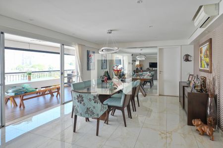 Sala de apartamento à venda com 3 quartos, 192m² em Aclimação, São Paulo