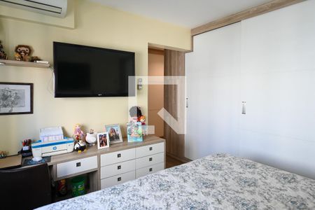 Apartamento à venda com 192m², 3 quartos e 3 vagas Apartamento à venda com 192m², 3 quartos e 3 vagasSuíte 1