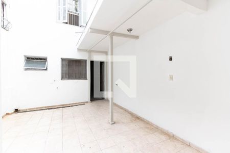 Casa à venda com 112m², 2 quartos e 1 vagaÁrea de Serviço