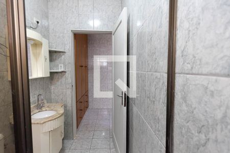 Casa à venda com 112m², 2 quartos e 1 vagaBanheiro