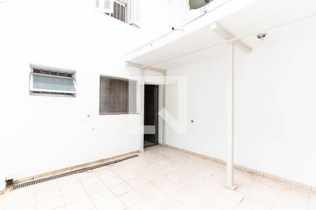 Casa à venda com 112m², 2 quartos e 1 vagaÁrea de Serviço