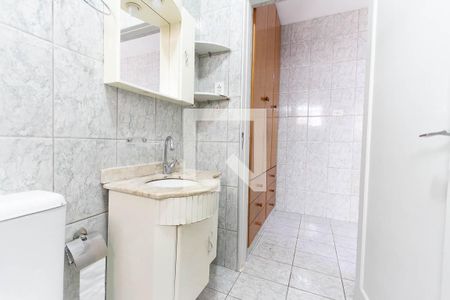 Casa à venda com 112m², 2 quartos e 1 vagaBanheiro