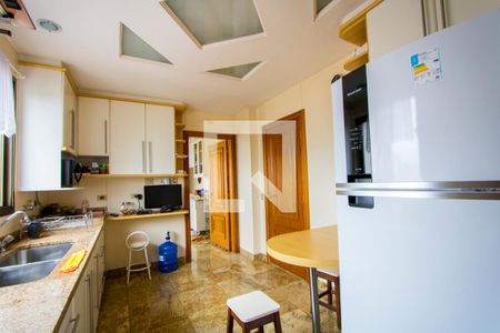 Apartamento à venda com 183m², 4 quartos e 3 vagas Apartamento à venda com 183m², 4 quartos e 3 vagasCozinha