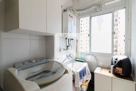 Área de Serviço de apartamento para alugar com 3 quartos, 56m² em Jardim Cocaia, Guarulhos