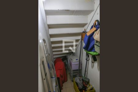 Casa à venda com 100m², 2 quartos e 2 vagasDepósito