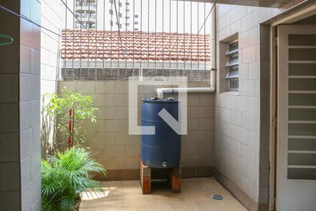 Casa à venda com 100m², 2 quartos e 2 vagasÁrea de Serviço e Quintal