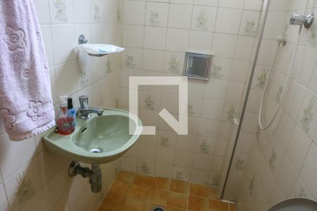 Casa à venda com 100m², 2 quartos e 2 vagasBanheiro 2