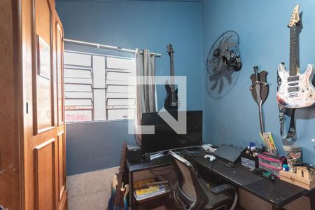 Casa à venda com 119m², 4 quartos e 1 vagaQuarto extra