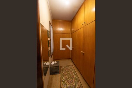 Casa à venda com 310m², 3 quartos e 4 vagasBanheiro da Suíte 2