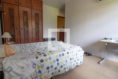 Casa à venda com 310m², 3 quartos e 4 vagasSuite 1