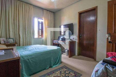 Casa à venda com 310m², 3 quartos e 4 vagasSuite 3