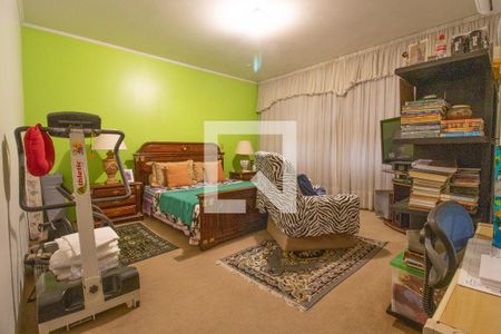 Casa à venda com 310m², 3 quartos e 4 vagasSuite 2