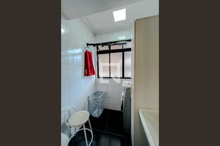 Apartamento à venda com 69m², 2 quartos e 1 vagaÁrea de Serviço