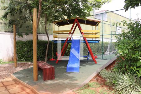 Apartamento para alugar com 102m², 3 quartos e 2 vagasÁrea comum - Playground