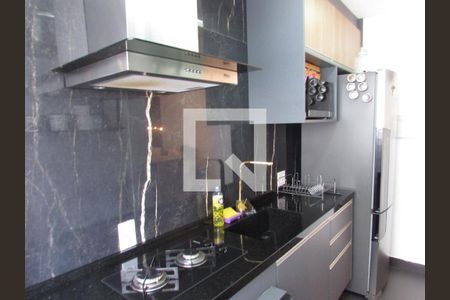 Cozinha  de apartamento para alugar com 2 quartos, 42m² em Jardim Boa Vista (zona Oeste), Osasco