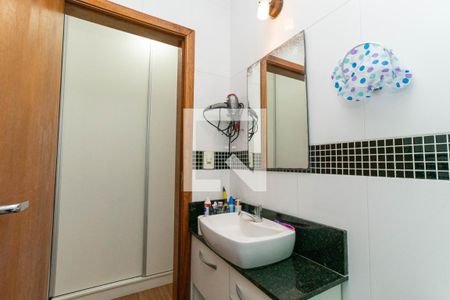 Casa à venda com 250m², 3 quartos e 3 vagas Casa à venda com 250m², 3 quartos e 3 vagasBanheiro da Suíte