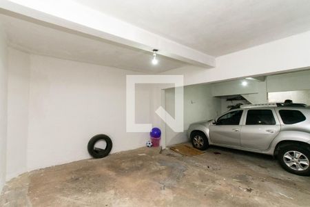 Casa à venda com 250m², 3 quartos e 3 vagas Casa à venda com 250m², 3 quartos e 3 vagasGaragem
