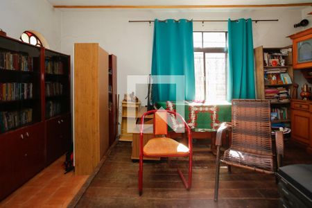 Sala de casa à venda com 3 quartos, 230m² em Passo da Areia, Porto Alegre