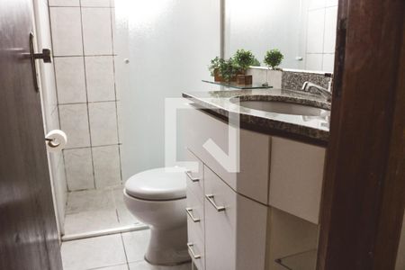 Banheiro de apartamento para alugar com 1 quarto, 45m² em Vila Leonor, São Paulo