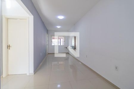 Sala de casa à venda com 2 quartos, 100m² em Chapéu do Sol, Porto Alegre