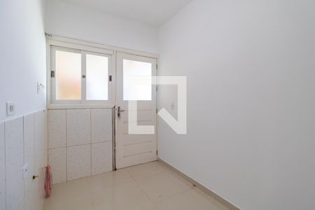 Casa à venda com 100m², 2 quartos e 2 vagas Casa à venda com 100m², 2 quartos e 2 vagasCozinha