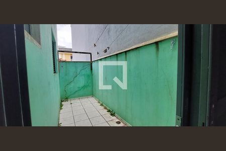 Quintal Quarto 1 de apartamento para alugar com 2 quartos, 47m² em Vila Alzira, Santo André
