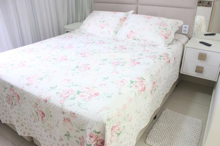 Apartamento para alugar com 75m², 2 quartos e 2 vagasSuíte