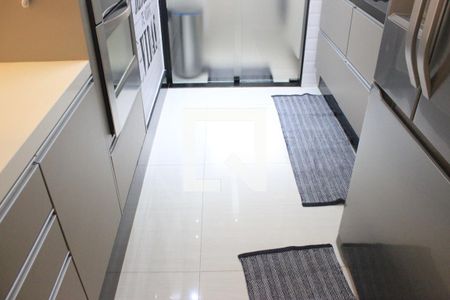 Apartamento para alugar com 75m², 2 quartos e 2 vagasCozinha