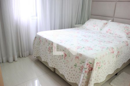 Apartamento para alugar com 75m², 2 quartos e 2 vagasSuíte