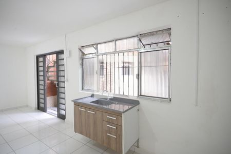 Sala/ Cozinha de kitnet/studio para alugar com 1 quarto, 50m² em Vila Moinho Velho, São Paulo