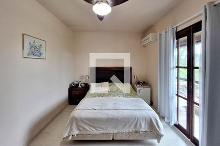 Casa à venda com 374m², 4 quartos e 5 vagas Casa à venda com 374m², 4 quartos e 5 vagasSuíte 1