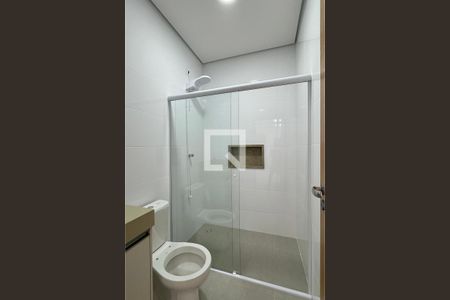 Banheiro de kitnet/studio para alugar com 1 quarto, 44m² em Vila Sao Silvestre, Barueri